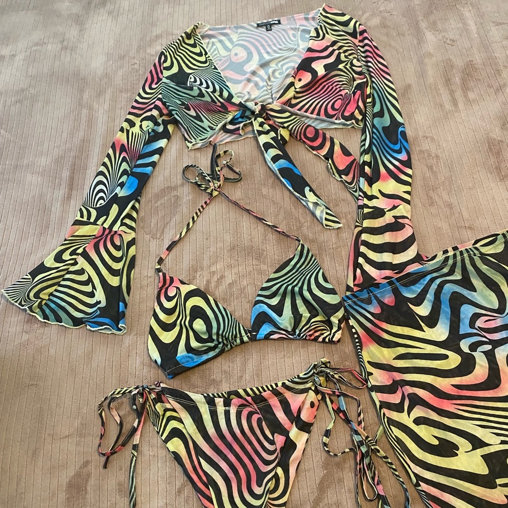 Fashion nova skirt set